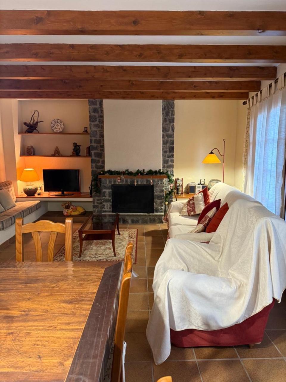 Cal Cuaresma Villa Isona Eksteriør billede